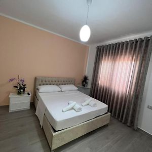 Fiori Rooms